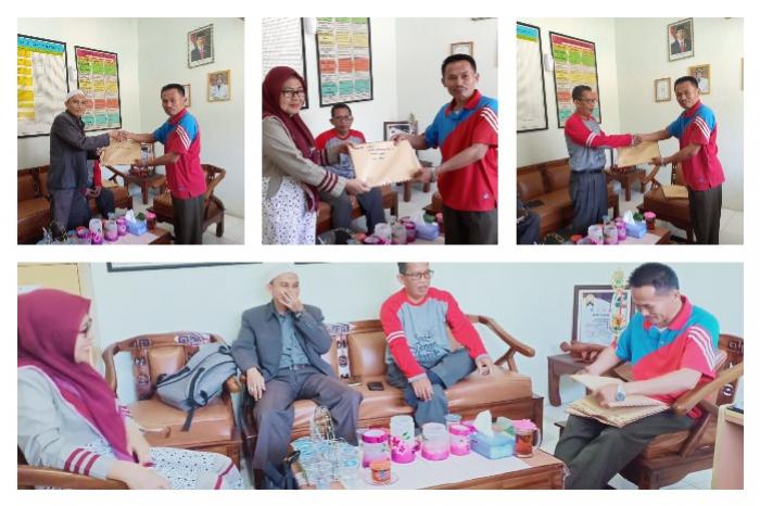 RAPAT KERJA KKM MTsN 2 MUARO JAMBI, KEPALA MADRASAH SERAHKAN SHUN