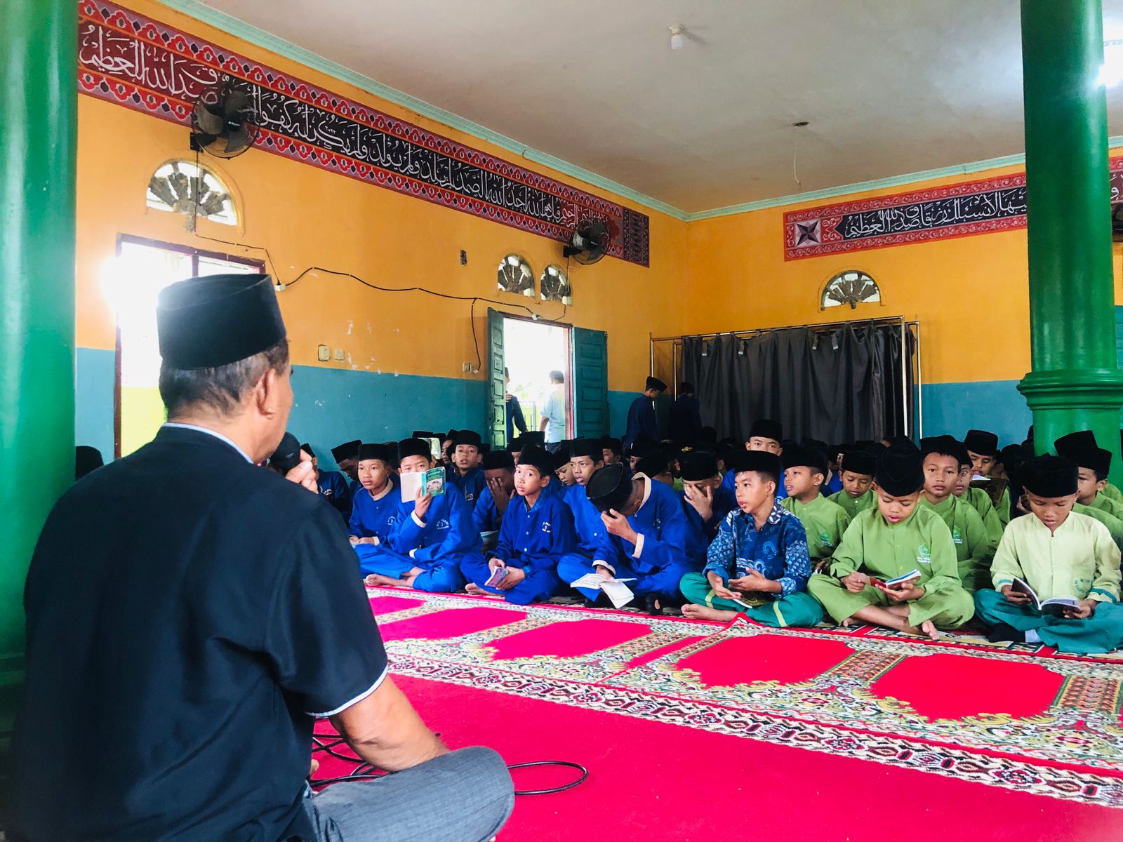 MTsN 2 Muaro Jambi Gelar Yasinan Jumat Rutin 