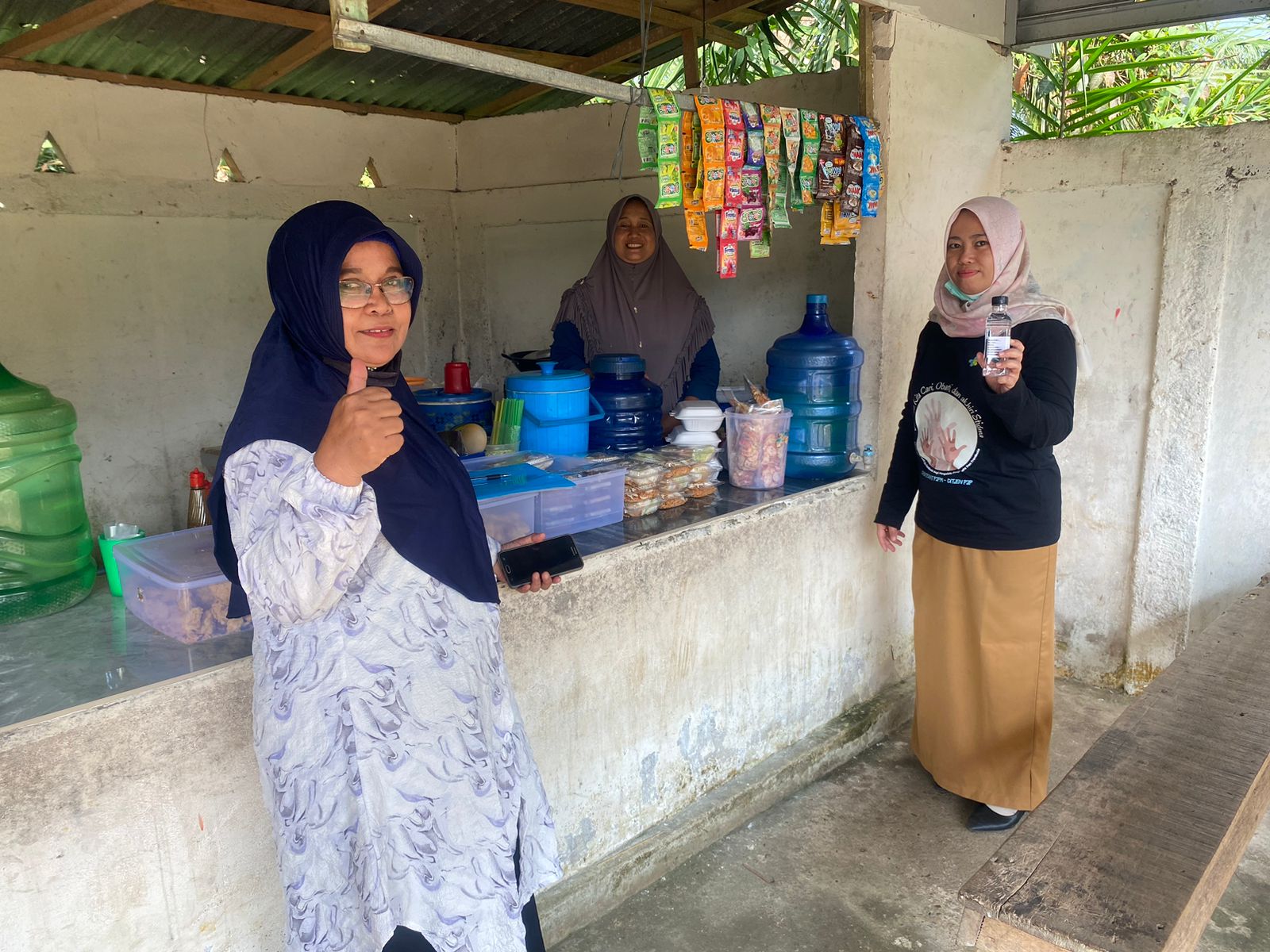 Puskesmas Sekernan Lakukan Pemeriksaan Kebersihan Kantin di MTsN 2 Muaro Jambi