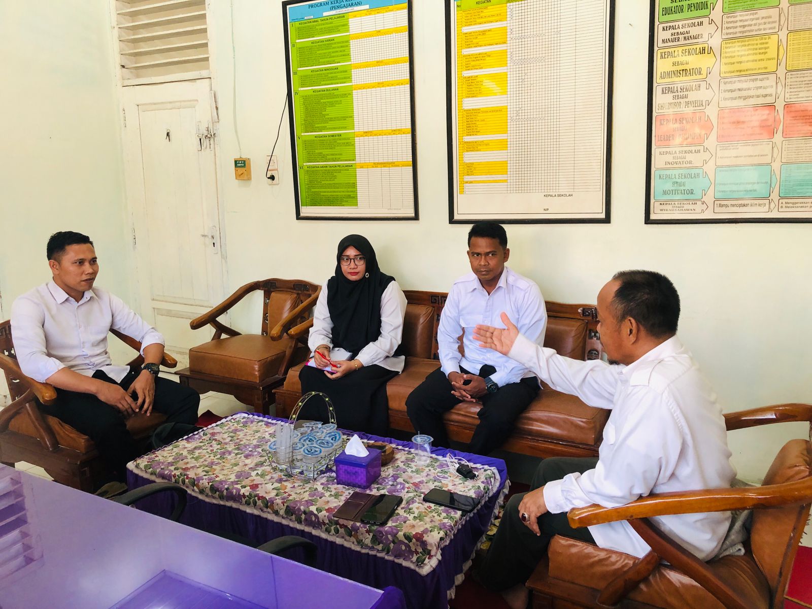 MTs Negeri 2 Muaro Jambi Gelar Rapat Persiapan Hari Pramuka dan HUT RI